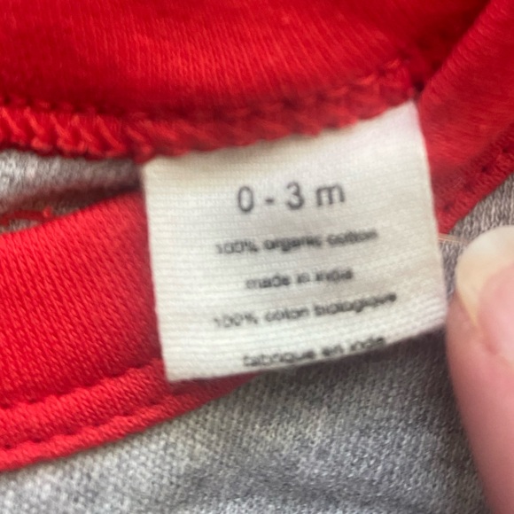 NWT Disney Baby Romper, size 0-3 mos - Picture 4 of 5